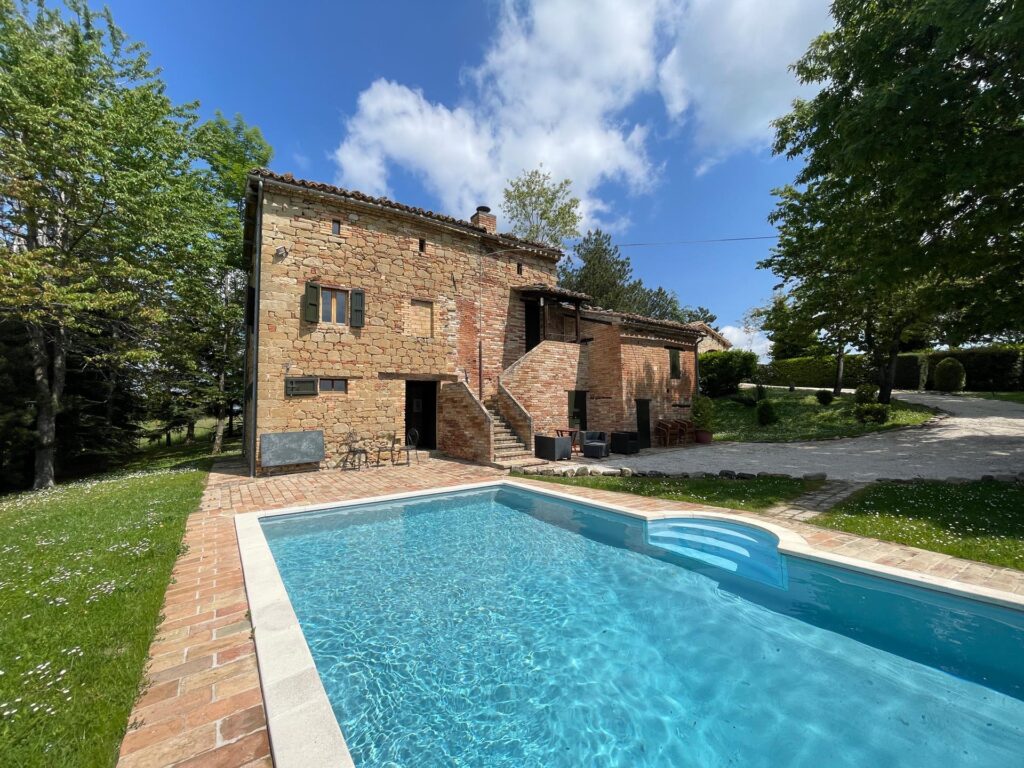 VILLA DEI FAGGI - Private villa with pool - sleeping 10